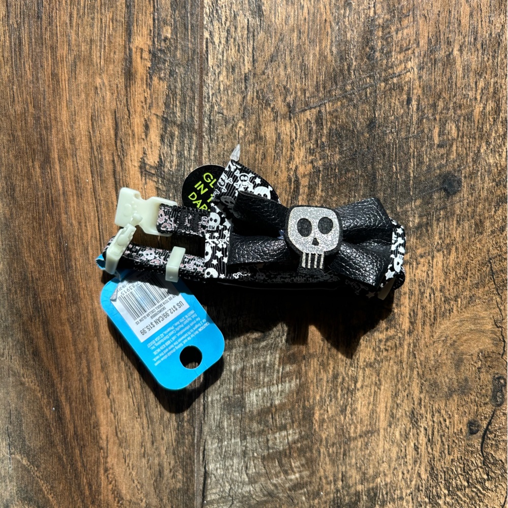 NWT Petsmart Halloween Collar XS